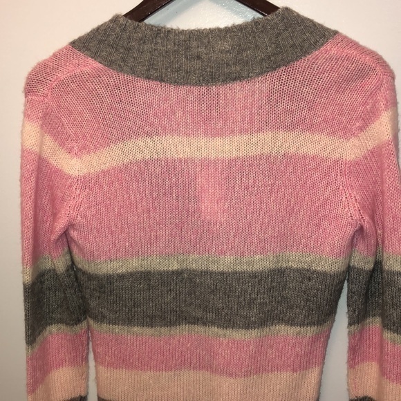 New York‎ & Company Wool Blend V-Neck Gray/Pink Sweater/ Size Small "NWT" - Picture 10 of 11